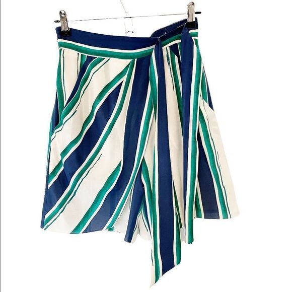 Chloe Silk stripe shorts in size 34 made in France - Picture 7 of 15